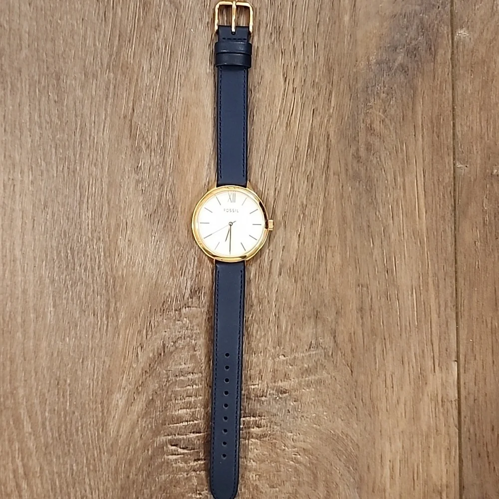 Fossil Bq3300 Suitor Three-hand Rose Gold & Navy 36mm Unisex